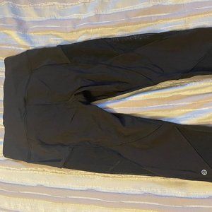 Lululemon Crop pants - size 8